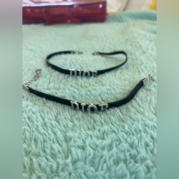DIOR LEATHER CHOKER & BRACELET SET - Picture 3 of 6